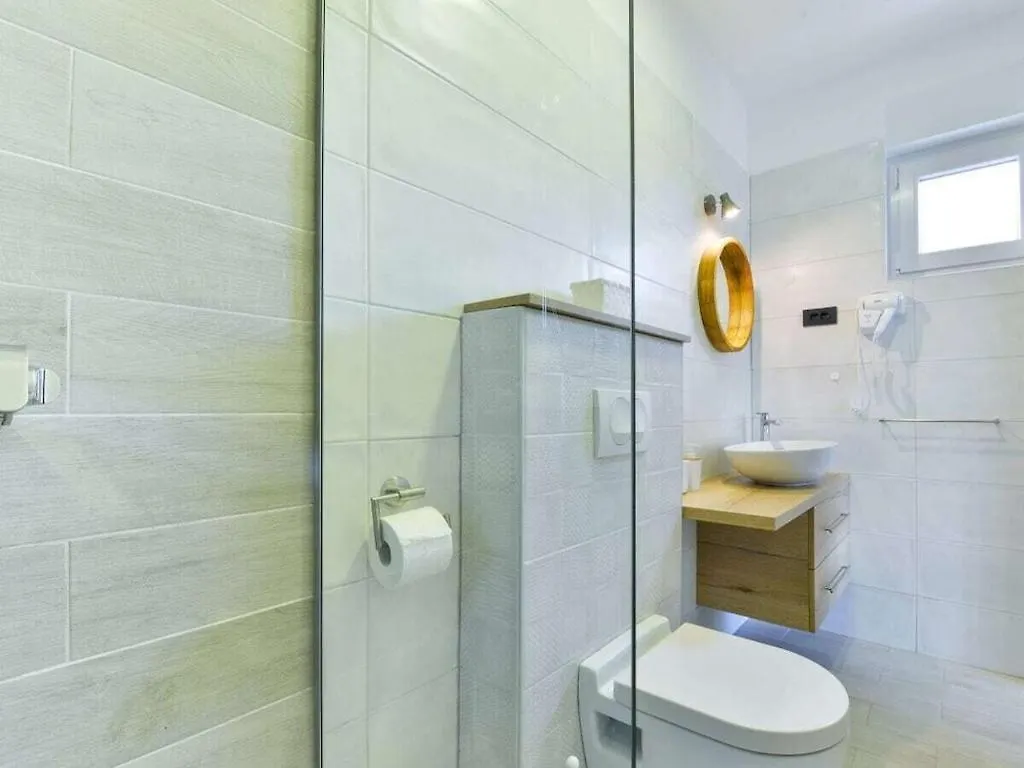 Katharina Comfortable Holiday Residence Maslenica