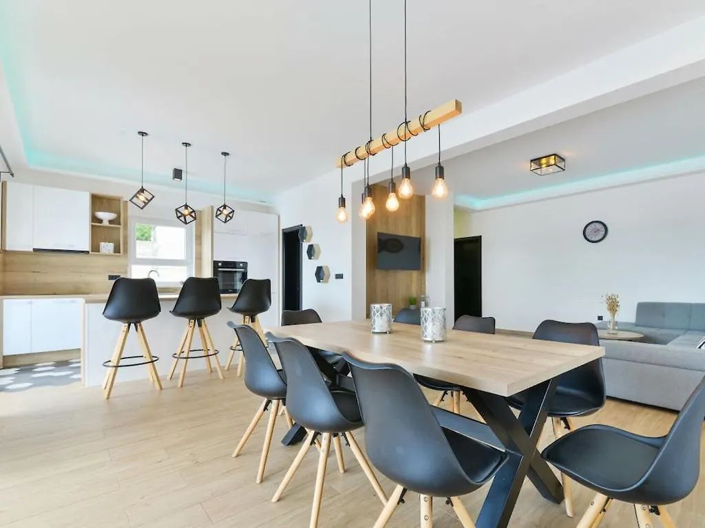 Katharina Comfortable Holiday Residence Maslenica 0*,  Croatia