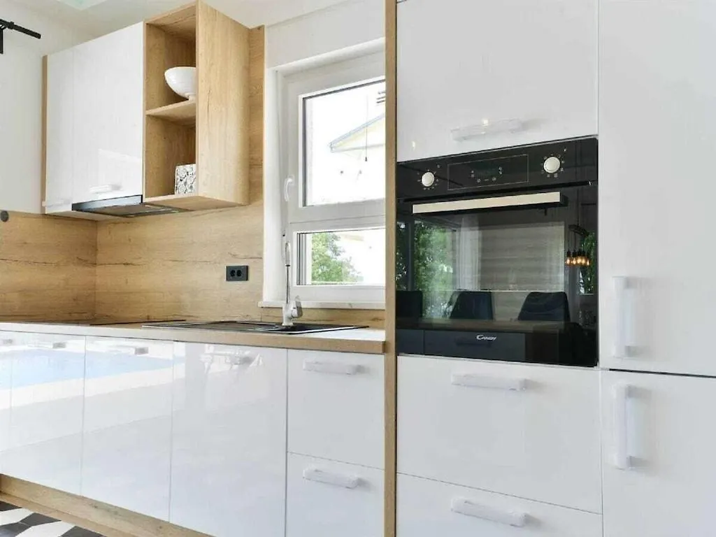 Katharina Comfortable Holiday Residence Maslenica