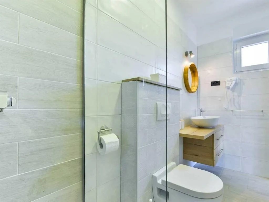 Katharina Comfortable Holiday Residence Maslenica 0*,