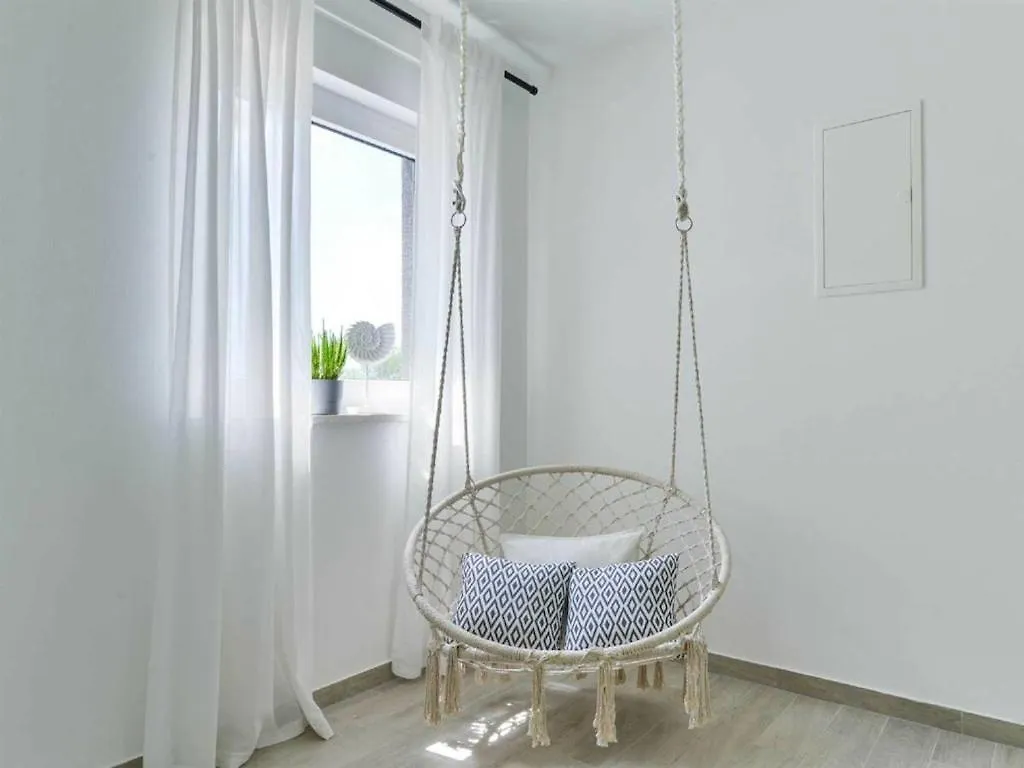 Katharina Comfortable Holiday Residence Maslenica 0*,