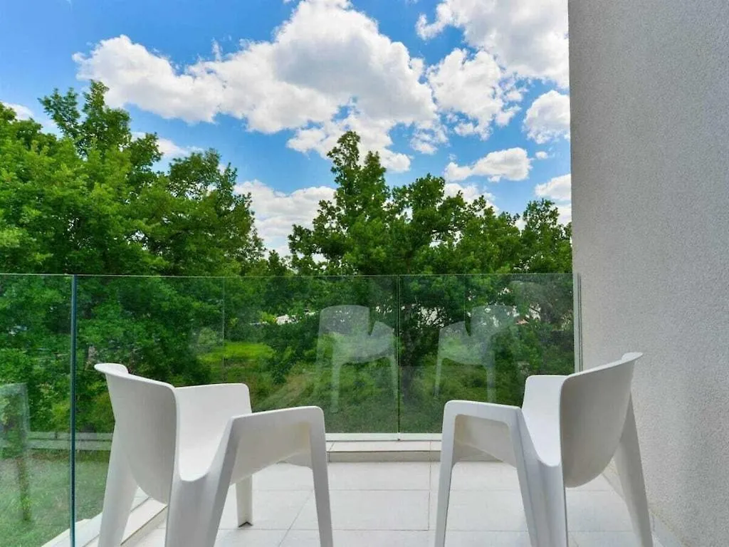 Katharina Comfortable Holiday Residence Maslenica 0*,  Croatia